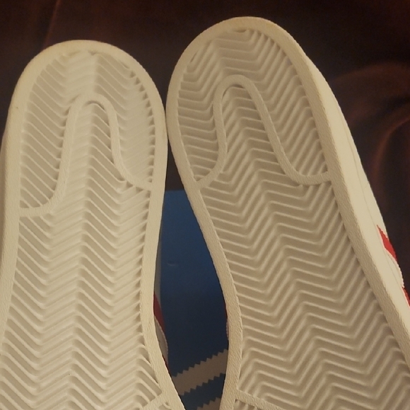 ♥️Adidas White and Red Superstar Shoes♥️ - Picture 11 of 13